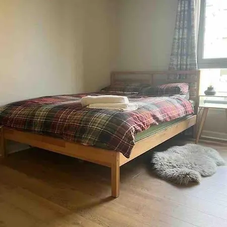 Modern Edinburgh Apartment 2 Bedrooms & Two Bathrooms Exterior photo